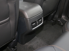 2021款 2.5L 自动四驱旗舰型
