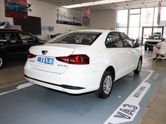 2021款 1.5L 手动进取版