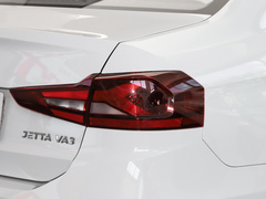 2021款 1.5L 手动进取版
