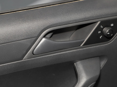 2021款 1.5L 手动进取版