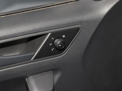 2021款 1.5L 手动进取版