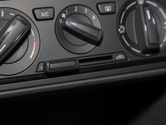 2021款 1.5L 手动进取版