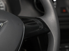 2021款 1.5L 手动进取版