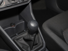 2021款 1.5L 手动进取版