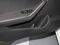 2021款 1.5L 手动进取版