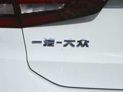 2021款 1.5L 自动向上人生版