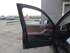 2021款 改款 xDrive40i M運(yùn)動套裝