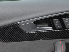 2021款 RS4 Avant 暗金版