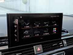 2021款 RS4 Avant 暗金版