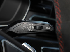 2021款 RS4 Avant 暗金版