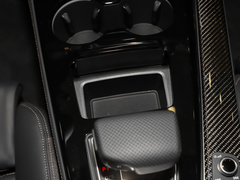 2021款 RS4 Avant 暗金版