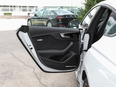 2021款 RS5 Sportback 暗金版
