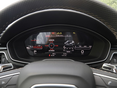 2021款 RS5 Sportback 暗金版