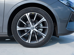 2022款 第4代 1.5L CVT旗舰型