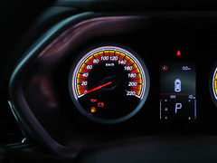 2021款 1.5T CVT北极熊