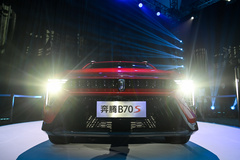 2022款 2.0T 热血骑士