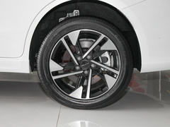 2021款 R600 优享版