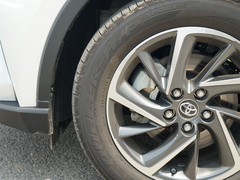 2021款 双擎 2.0L E-CVT尊贵版