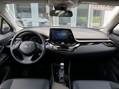 2021款 双擎 2.0L E-CVT尊贵版