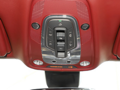 2022款 4.0T V8