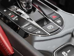 2022款 4.0T V8