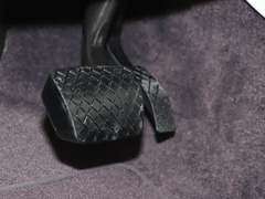 2022款 4.0T V8