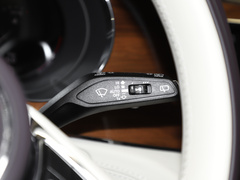 2022款 4.0T V8
