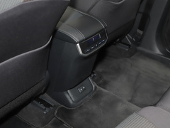 2022款 双擎 2.5L 四驱精英版 7座