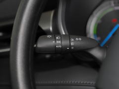 2022款 双擎 2.5L 四驱精英版 7座