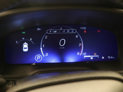 2021款 2.0L 尊贵版