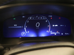 2021款 2.0L 尊贵版