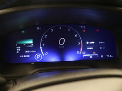 2021款 2.0L 尊贵版