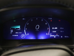 2021款 2.0L 尊贵版