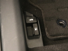 2021款 2.0L 尊贵版