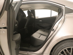 2021款 2.0L 尊贵版