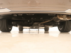 2021款 2.0L 尊贵版
