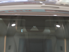 2021款 2.0L 尊贵版