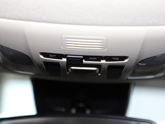 2021款 2.0L 尊贵版