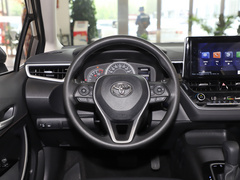 2021款 2.0L 尊贵版