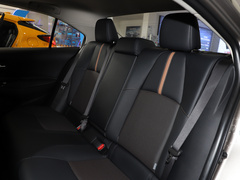 2021款 2.0L 尊贵版