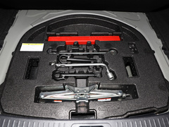 2021款 2.0L 尊贵版