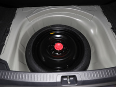 2021款 2.0L 尊贵版