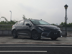 2021款 2.0L 尊贵版