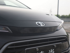 2021款 2.0L 尊贵版