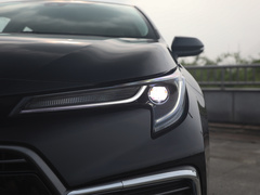 2021款 2.0L 尊贵版