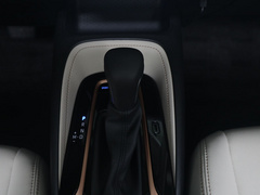 凌尚 2021款 2.0L 尊贵版