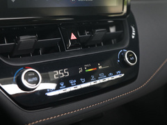 2021款 2.0L 尊贵版