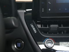 2021款 2.0L 尊贵版