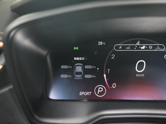 2021款 2.0L 尊贵版