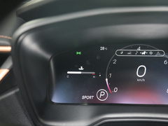 2021款 2.0L 尊贵版